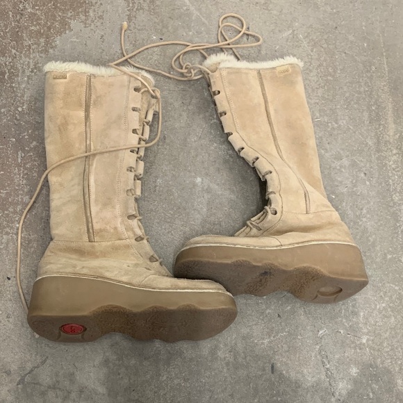 Aldo Shoes - Y2K vintage Aldo chunky lace up suede boots